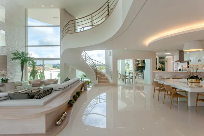 خانه دوبلکس بزرگ با طراحی زیبا به رنگ سفید